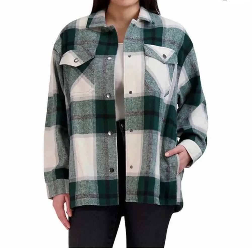 HFX Women’s Heavy Shirt Jacket Shacket Button Down snaps Front Pocket Green M